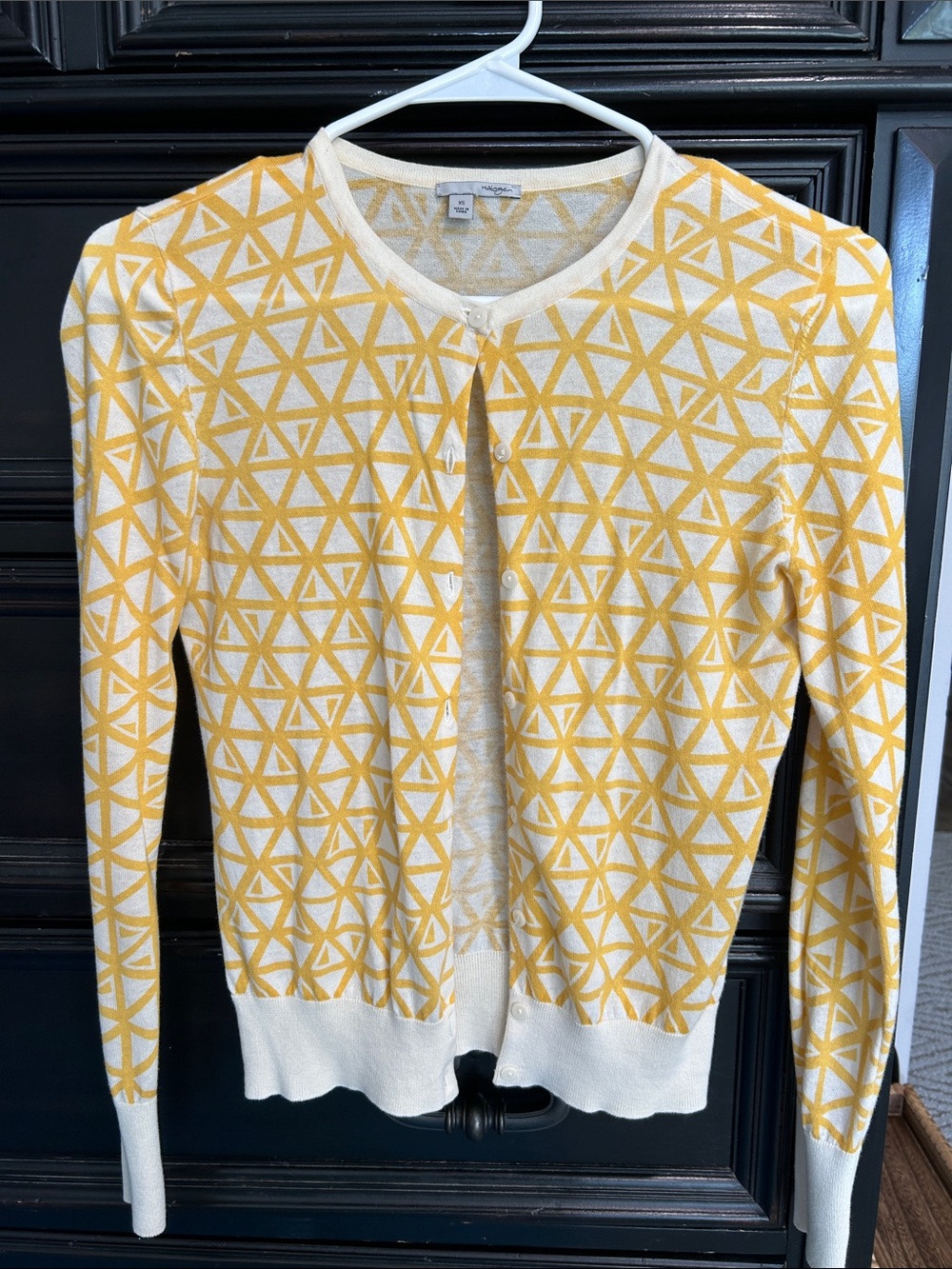 Halogen Yellow & Cream Geometric Button-Front Cardigan